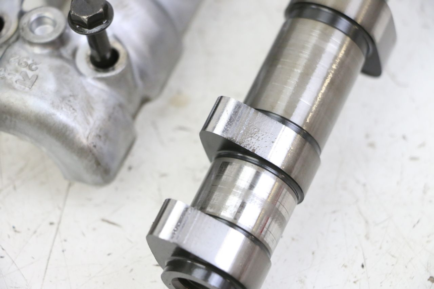 photo de CYLINDER HEAD YAMAHA YP T-MAX TMAX 530 (2017 - 2020)