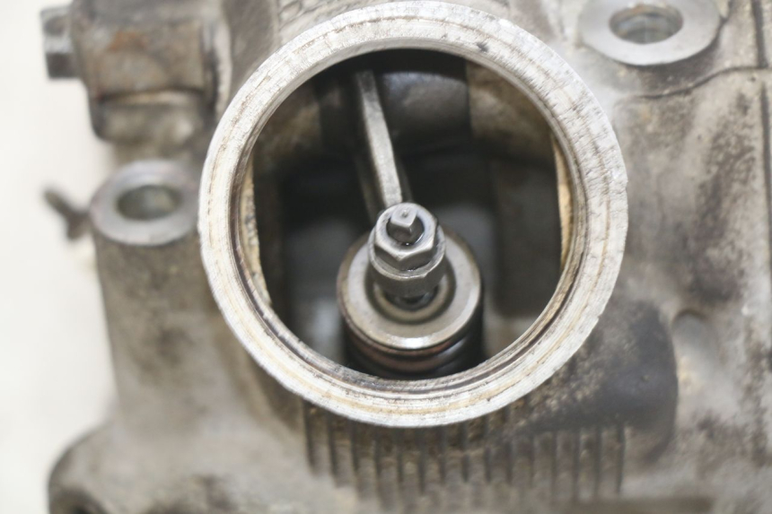 photo de CYLINDER HEAD YAMAHA YP MAJESTY 125 (1998 - 2001)