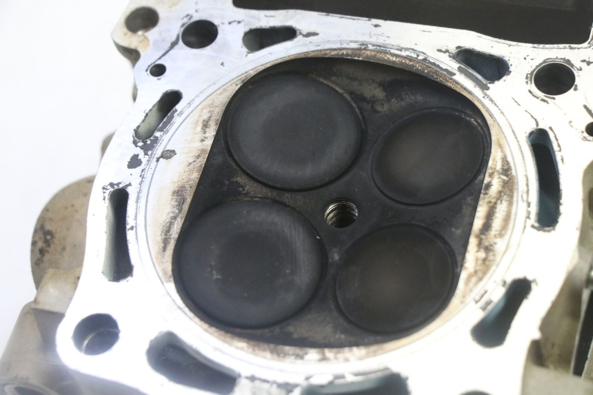 photo de CYLINDER HEAD YAMAHA YZF YZ-F 450 (2014 - 2016)