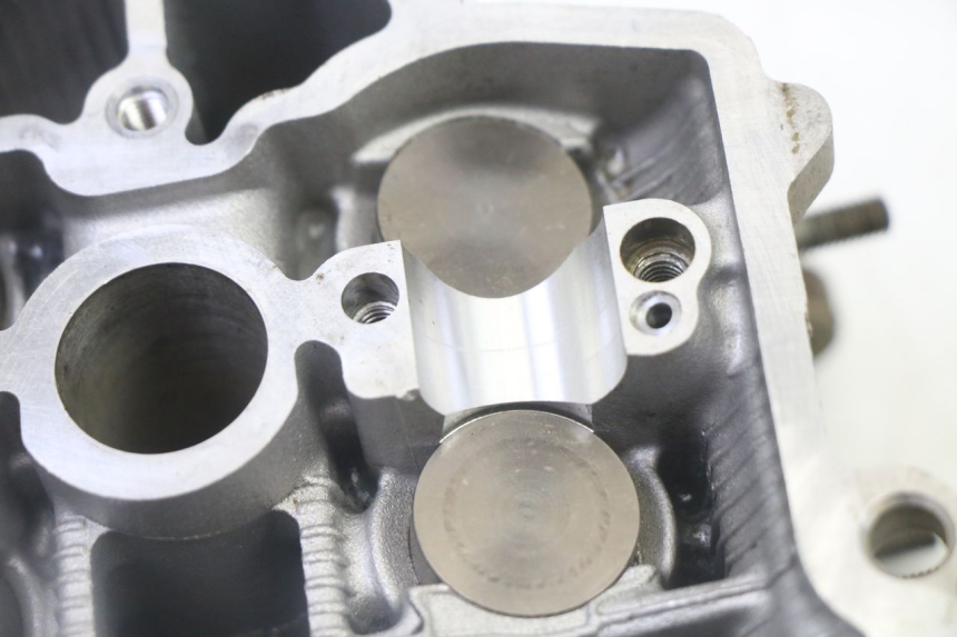 photo de CYLINDER HEAD YAMAHA YZF YZ-F 450 (2014 - 2016)