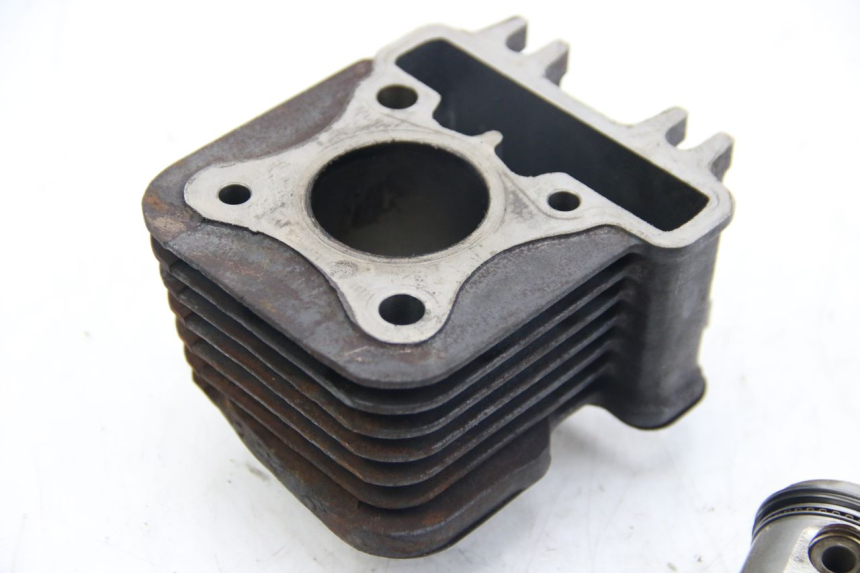 photo de CYLINDER PISTON APRILIA SCARABEO 4T 50 (2009 - 2017)