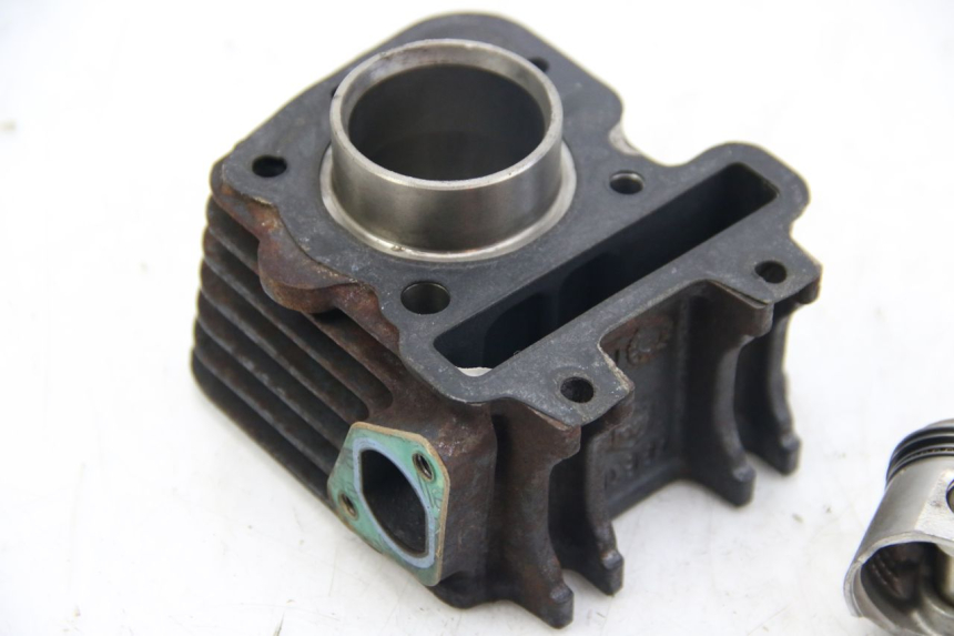 photo de CYLINDER PISTON APRILIA SCARABEO 4T 50 (2009 - 2017)