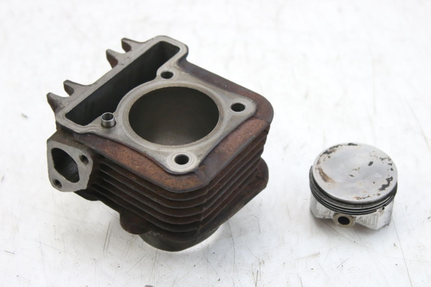 photo de CYLINDER PISTON APRILIA SCARABEO 100 (2003 - 2012)