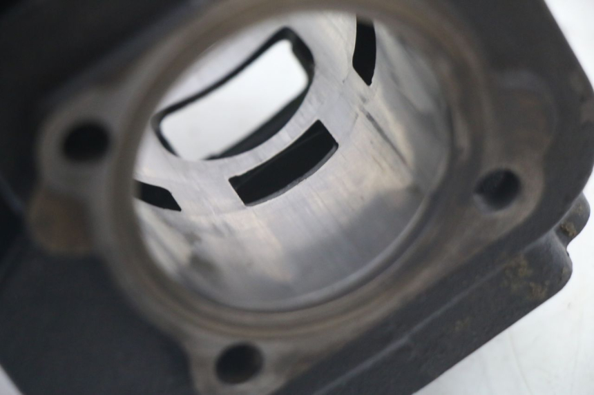photo de CYLINDER PISTON MBK BOOSTER SPIRIT NAKED 50 (2004 - 2017)