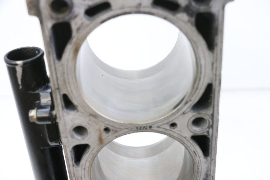 photo de CYLINDER BARREL PISTON MV AGUSTA BRUTALE R WALLY 910 (2008 - 2008) - Used quality zoom