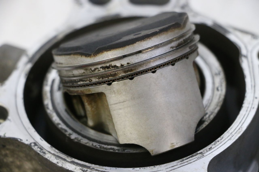 photo de CYLINDER PISTON SUZUKI BURGMAN 125 (2007 - 2014)