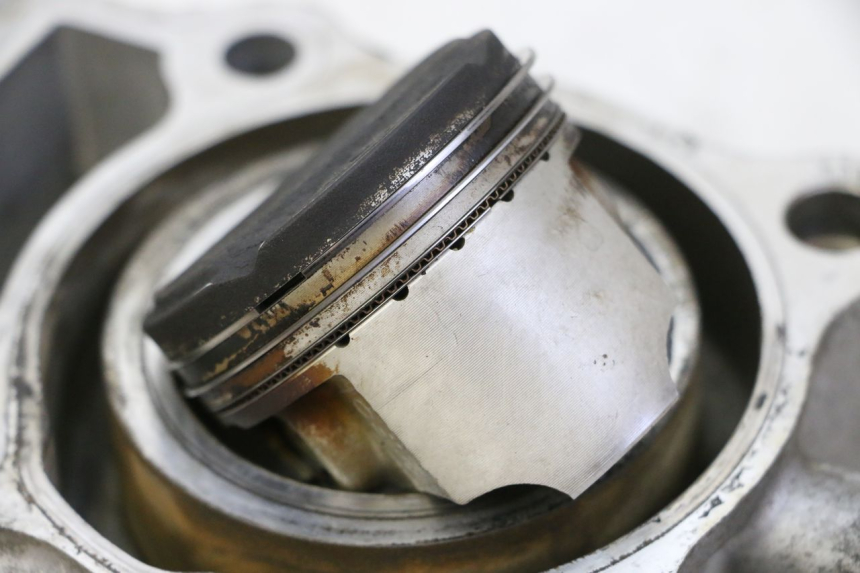 photo de CYLINDER PISTON SUZUKI BURGMAN 125 (2007 - 2014)