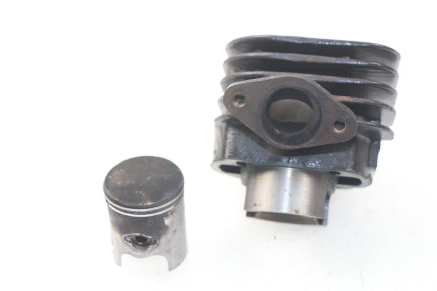 photo de CYLINDER PISTON YAMAHA BW'S 50 (1999 - 2003) - Distinctive features