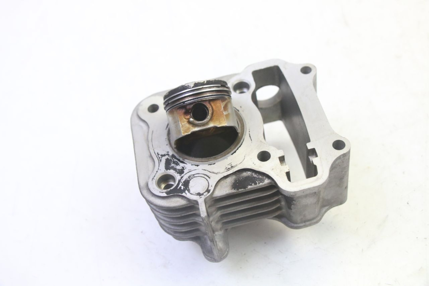 photo de CYLINDER PISTON SYM CROX 4T 50 (2016 - 2023)