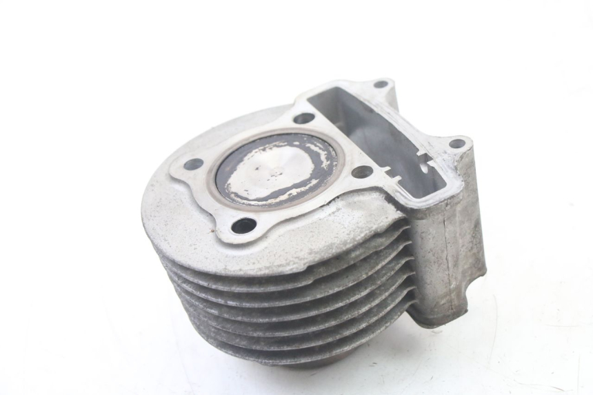 photo de CYLINDER BARREL PISTON DAELIM BESBI 125 (2007 - 2008)