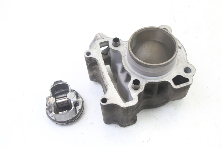 photo de CYLINDER BARREL PISTON KYMCO DINK STREET 125 (2009 - 2014)