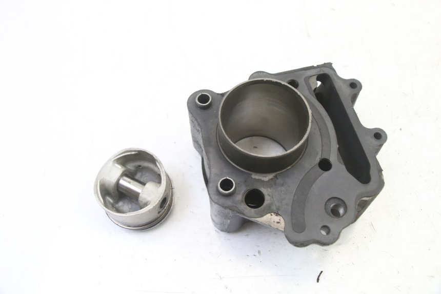 photo de CYLINDER BARREL PISTON PEUGEOT ELYSEO 125 (1999 - 2004)
