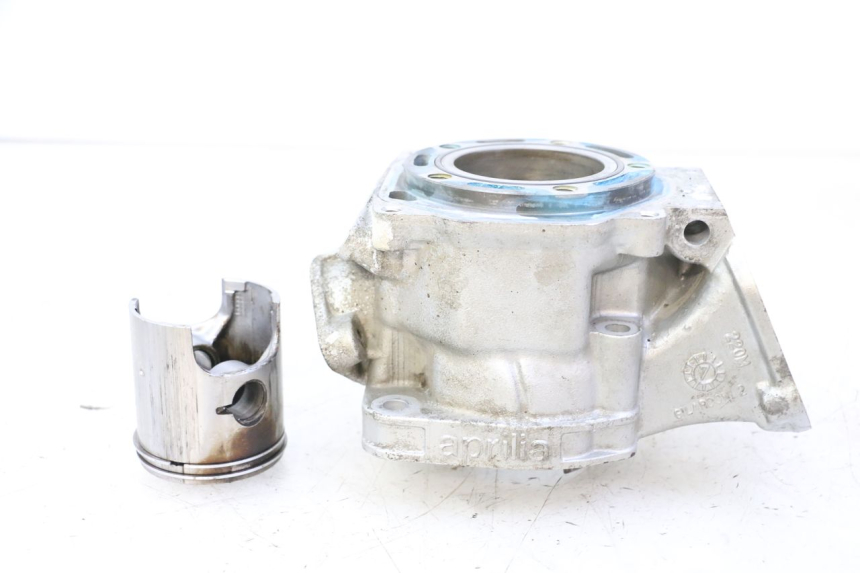 photo de CYLINDER BARREL PISTON APRILIA ETX 125 (1998 - 2002)