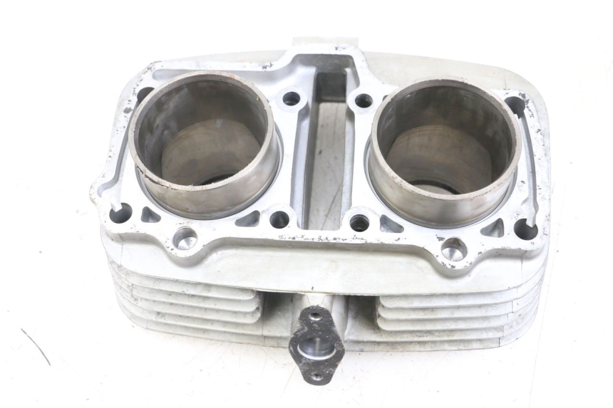 photo de CYLINDER BARREL PISTON SUZUKI GSX E 250 (1982 - 1983)