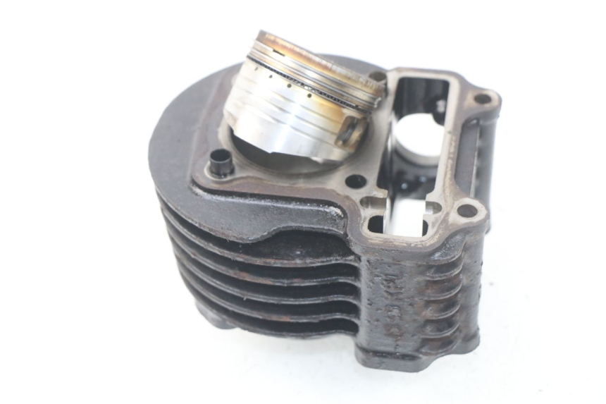 photo de CYLINDER BARREL PISTON HONDA SCV LEAD 100 (2003 - 2007)