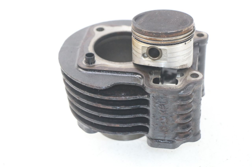 photo de CYLINDER BARREL PISTON HONDA SCV LEAD 100 (2003 - 2007)