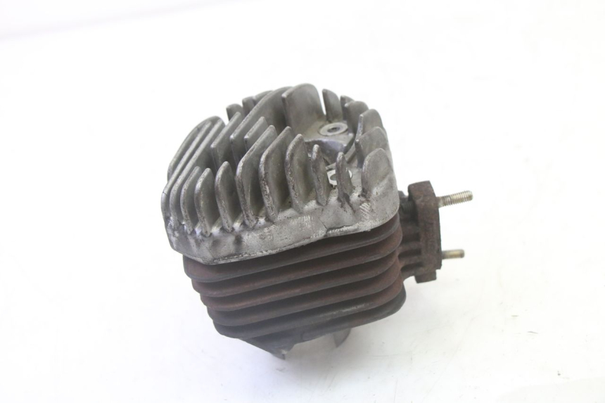 photo de CYLINDER BARREL PISTON PEUGEOT KISBEE 2T 50 (2010 - 2017)