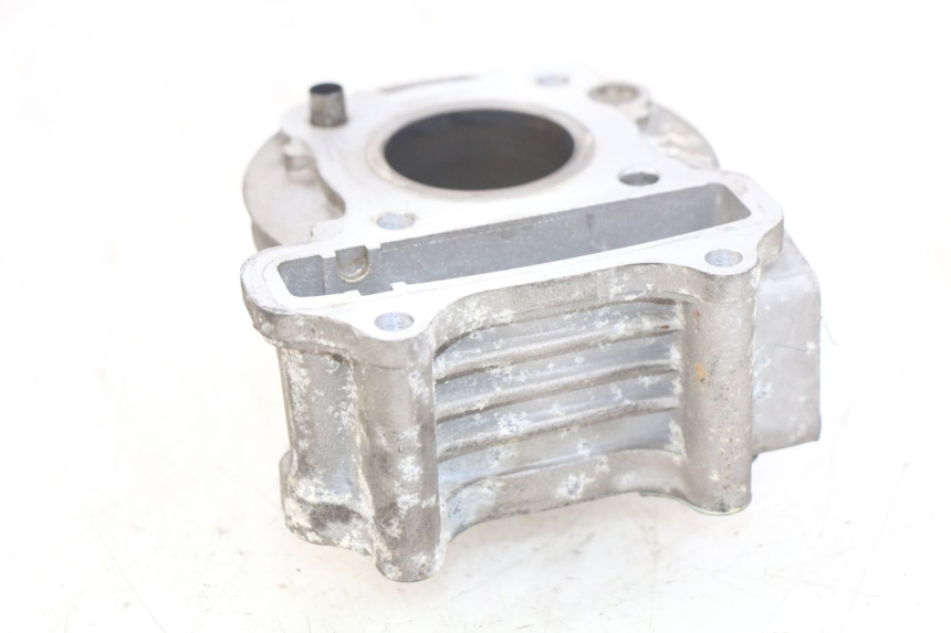 photo de CYLINDER PISTON PEUGEOT KISBEE 4T 50 (2018 - 2022)