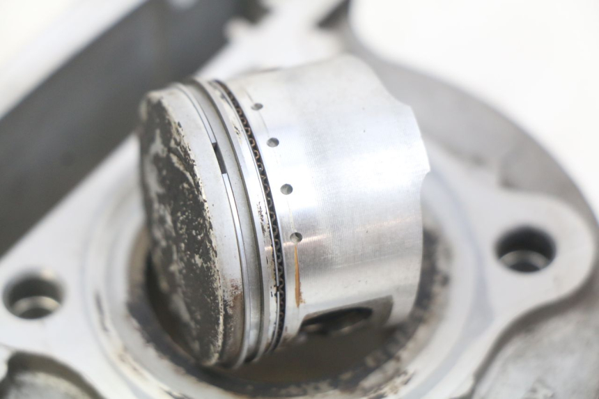 photo de CYLINDER PISTON KYMCO AGILITY 16+ 4T 50 (2018 - 2023)