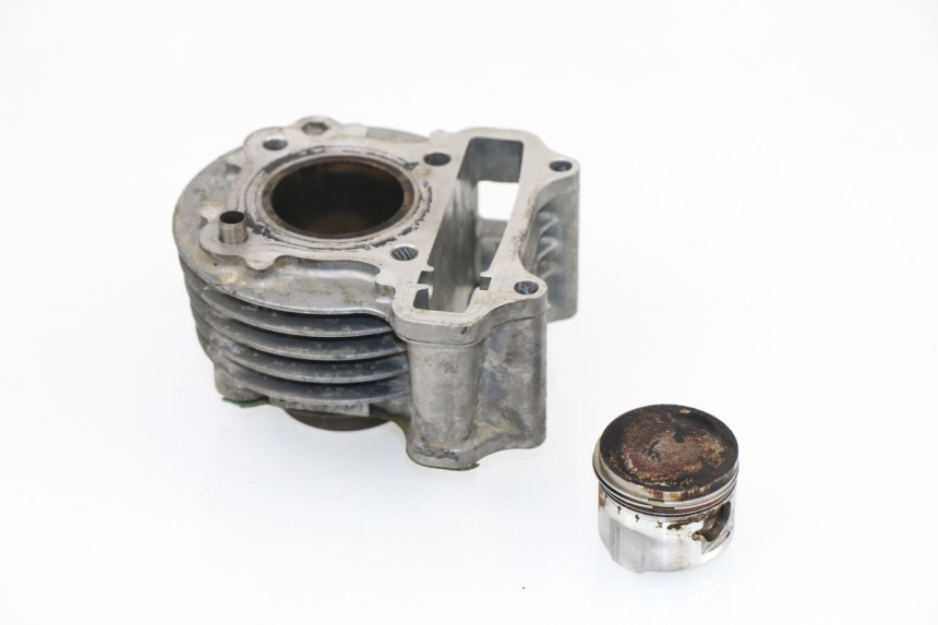 photo de CYLINDER BARREL PISTON KYMCO AGILITY PREMIUM 50 (2007 - 2010)