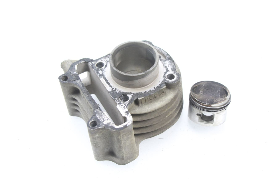 photo de CYLINDER BARREL PISTON KYMCO SENTO 50 (2008 - 2013)