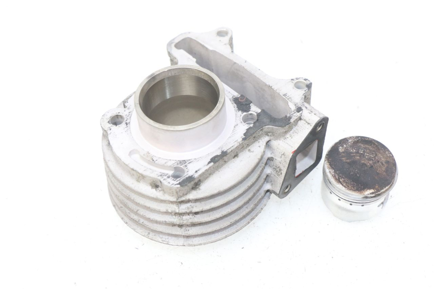 photo de CYLINDER BARREL PISTON KYMCO SENTO 50 (2008 - 2013)