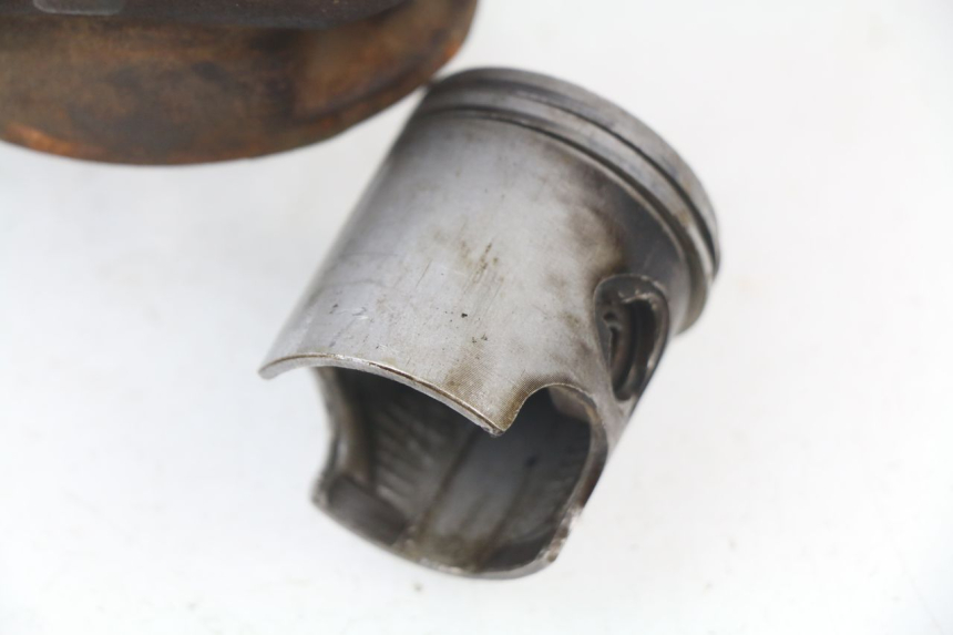 photo de CYLINDER BARREL PISTON PEUGEOT LUDIX BLASTER 50 (2006 - 2014)