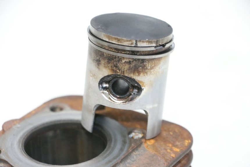photo de CYLINDER BARREL PISTON PIAGGIO NEW TYPHOON 50 (2018 - 2021) - Zoom on usage condition
