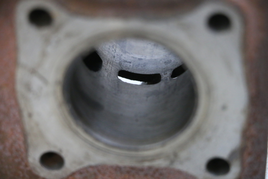 photo de CYLINDER BARREL PISTON SYM ORBIT 2 50 (2008 - 2014) - Fixing points details