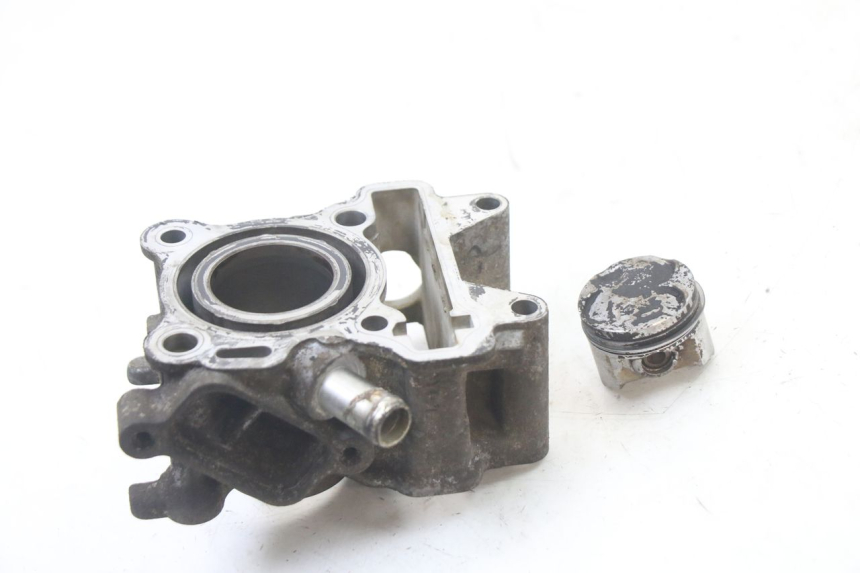 photo de CYLINDER BARREL PISTON MBK OVETTO 4T 50 (2008 - 2016)