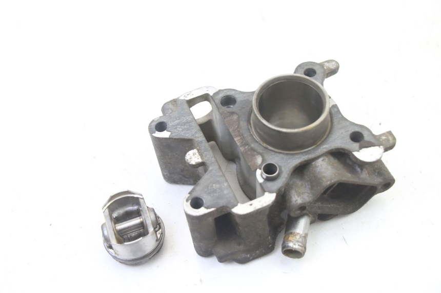 photo de CYLINDER BARREL PISTON MBK OVETTO 4T 50 (2008 - 2016)