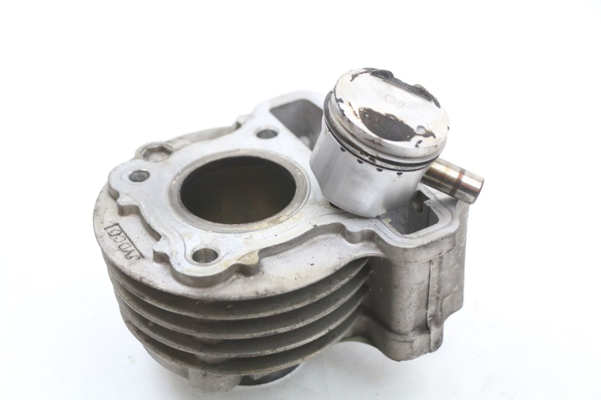 photo de CYLINDER PISTON PEUGEOT KISBEE 4T 50 (2018 - 2022)