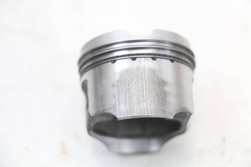 photo de CYLINDER BARREL PISTON PEUGEOT KISBEE 4T 50 (2010 - 2017)