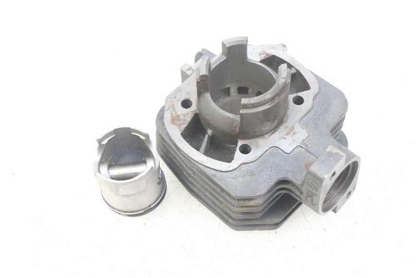 photo de CYLINDER PISTON PEUGEOT LUDIX 50 (2008 - 2017)