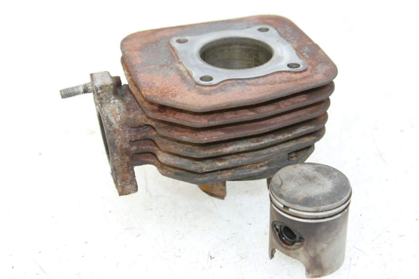 photo de CYLINDER BARREL PISTON PEUGEOT LUDIX 50 (2005 - 2007)