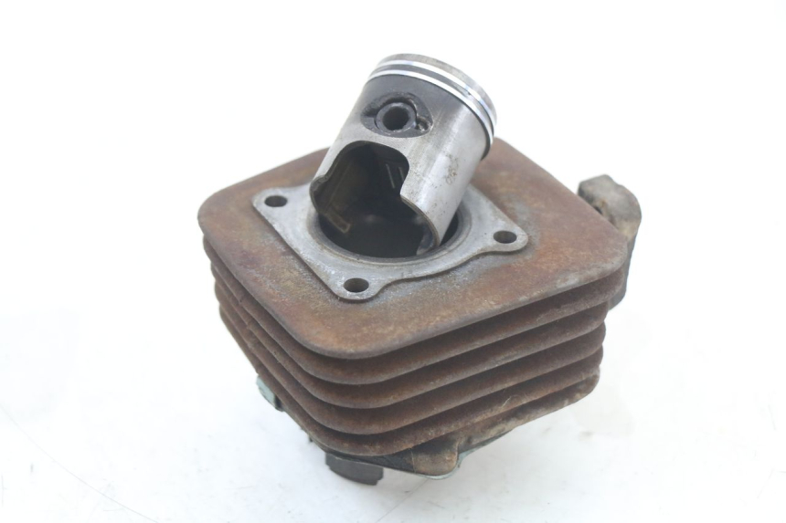 photo de CYLINDER PISTON PEUGEOT LUDIX 50 (2008 - 2017)