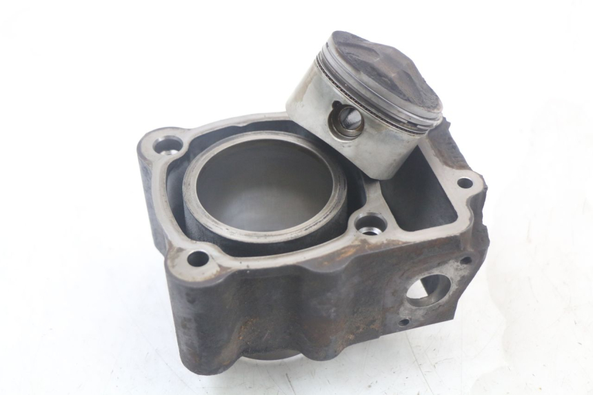 photo de CYLINDER PISTON PEUGEOT SATELIS 125 (2006 - 2009)