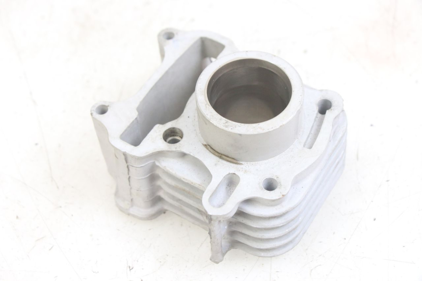photo de CYLINDER PISTON PEUGEOT TWEET 4T 50 (2014 - 2019)