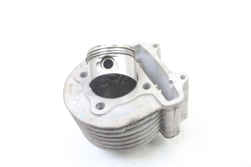 photo de CYLINDER BARREL PISTON PEUGEOT VIVACITY 125 (2010 - 2017)