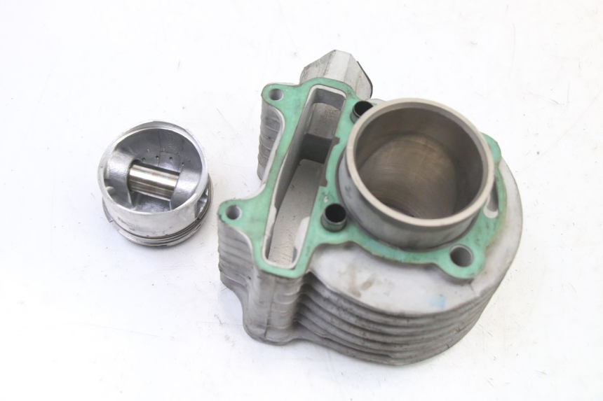 photo de CYLINDER BARREL PISTON PEUGEOT VIVACITY 125 (2010 - 2017)