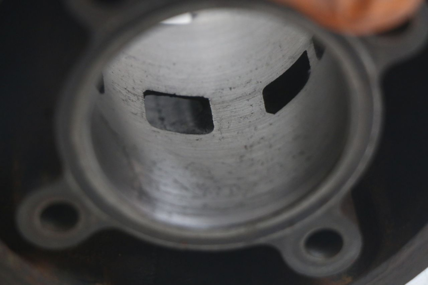 photo de CYLINDER PISTON PEUGEOT XP6 50 (2006 - 2011)