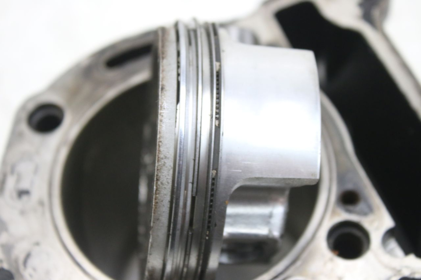 photo de CYLINDER PISTON PIAGGIO MP3 RL 250 (2007 - 2010)