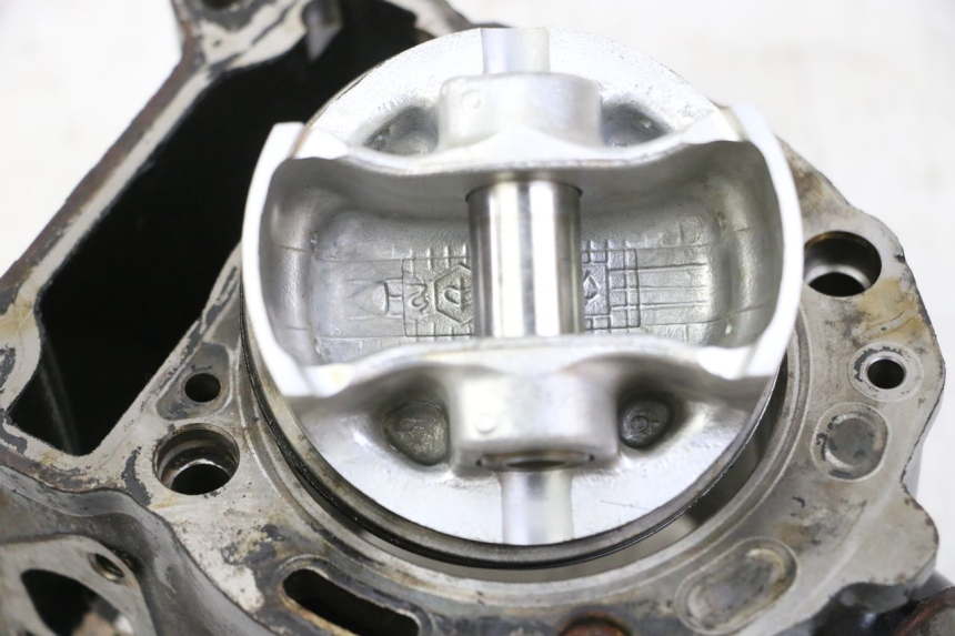photo de CYLINDER BARREL PISTON PIAGGIO VESPA GRANTURISMO 200 (2004 - 2005)