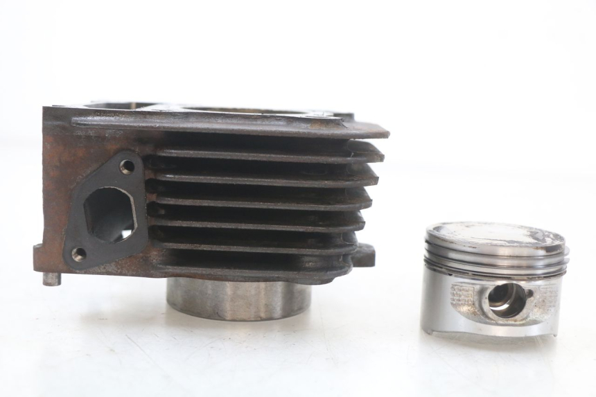 photo de CYLINDER PISTON PIAGGIO VESPA LX 125 (2005 - 2010)