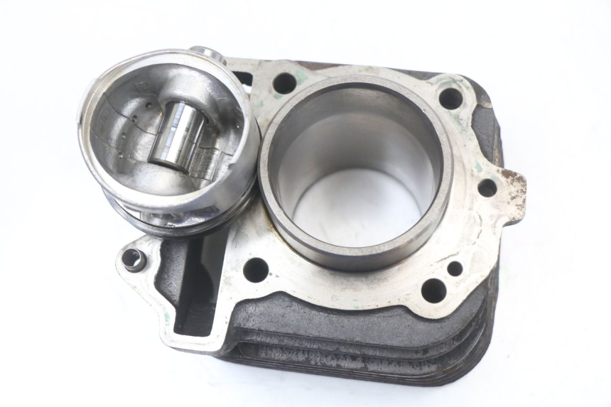 photo de CYLINDER PISTON PIAGGIO VESPA LX 125 (2005 - 2010)