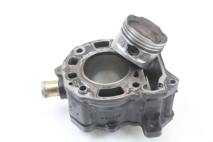 photo de CYLINDER PISTON PIAGGIO X8 125 (2004 - 2007)