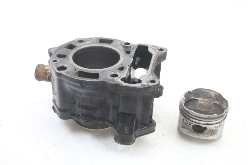 photo de CYLINDER PISTON PIAGGIO X8 125 (2004 - 2007)