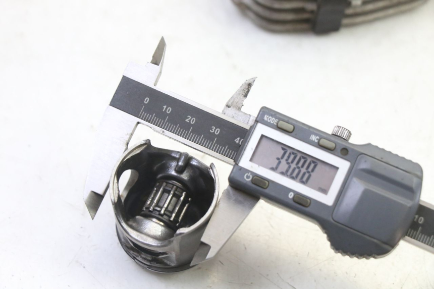 photo de CYLINDER BARREL PISTON PEUGEOT STREETZONE I 2T 50 (2018 - 2020)