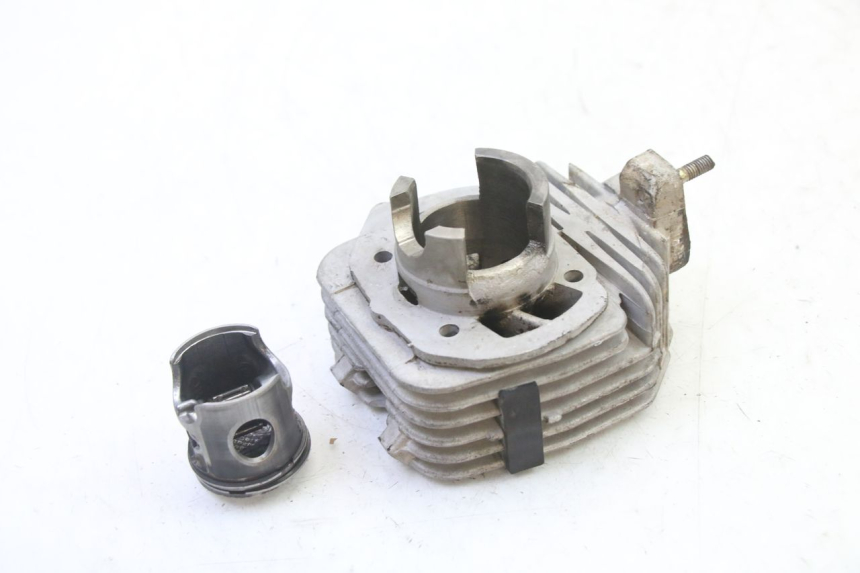 photo de CYLINDER BARREL PISTON PEUGEOT STREETZONE I 2T 50 (2018 - 2020)