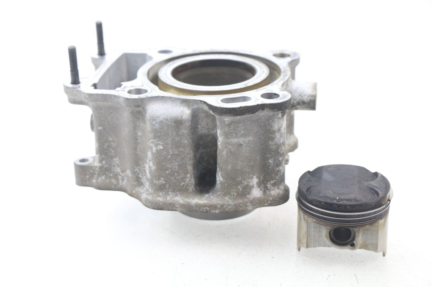 photo de CYLINDER PISTON SUZUKI BURGMAN 125 (2007 - 2014)